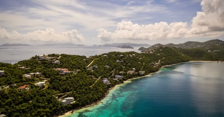 Coastal view for the US Virgin Islands all inclusive family resorts guide